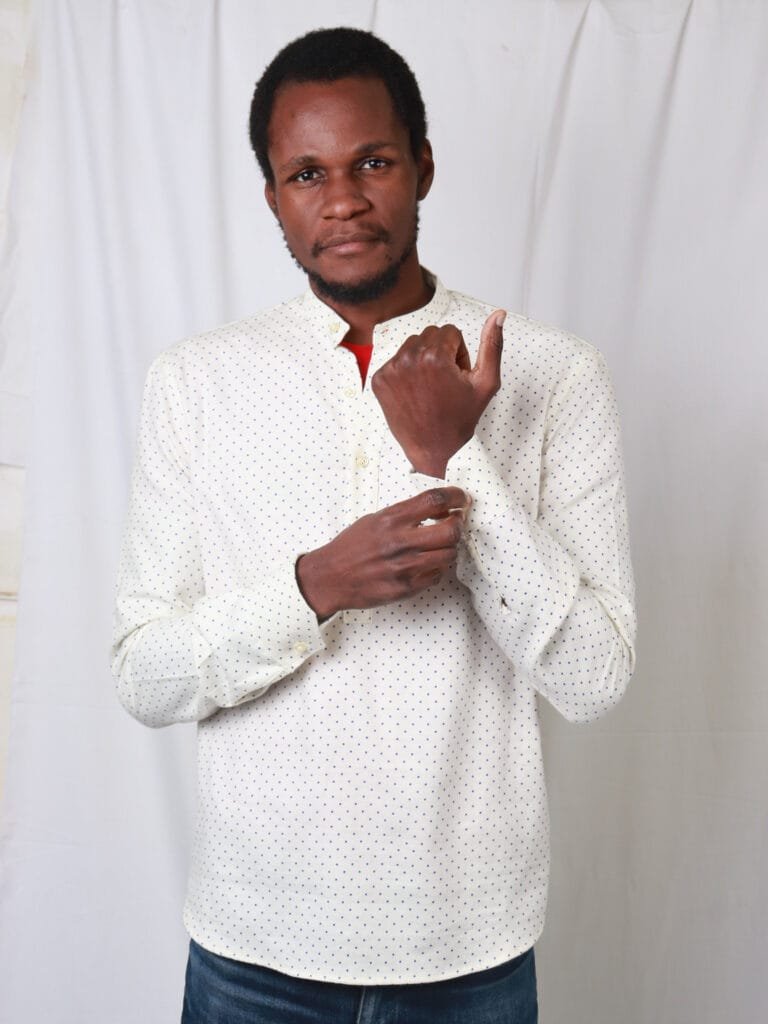 Cladshati Polka dot cream shirt