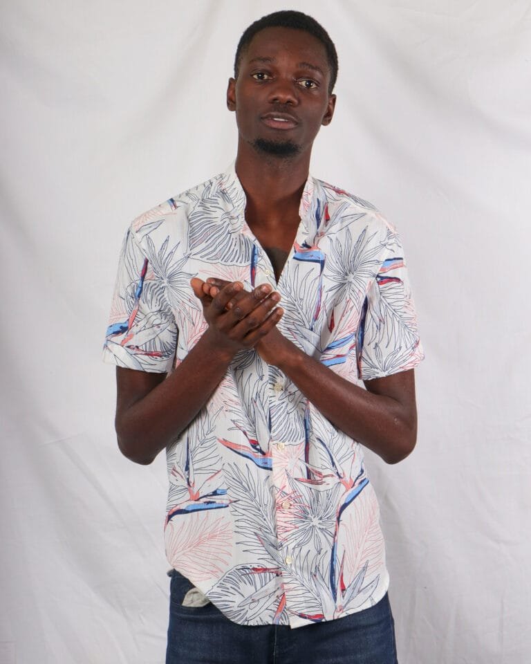 Men's Leaf Outline Print Shirt