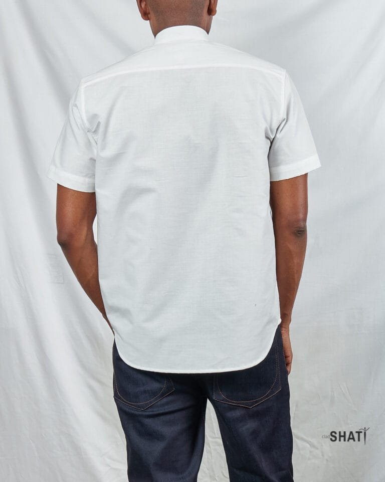 Two Pockets Chinese Collar Short Sleeved Men's White Shirt - Image 3