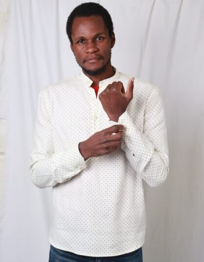 Cladshati Polka dot cream shirt
