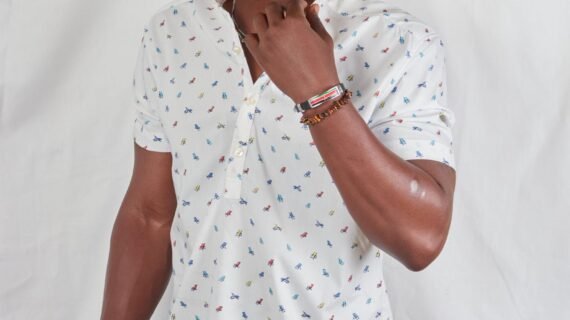 White Beach Chair printed pop-over Mens Shirt