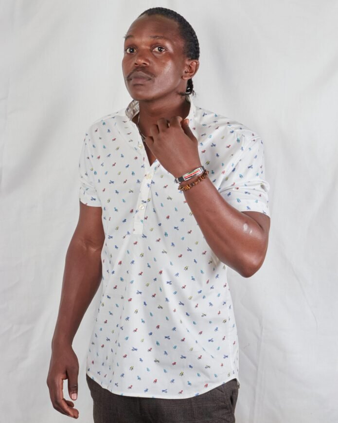 White Beach Chair printed pop-over Mens Shirt